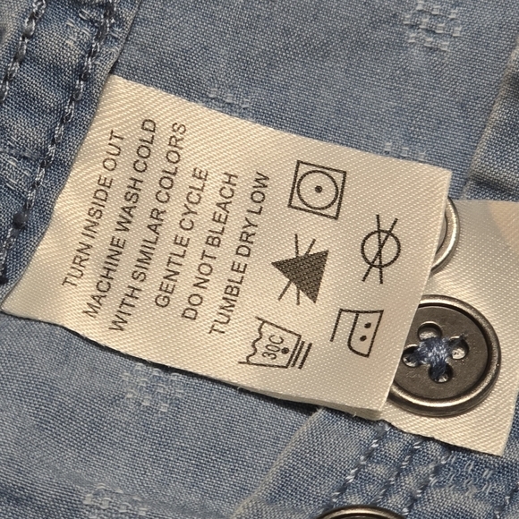 Carbon2Cobalt Women's Chambray Button‎ Up Long Sleeve Shirt Light Wash Dobby XL - Picture 6 of 7